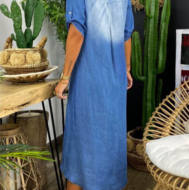 Hedda - Sommar V-ringad halv denimklänning