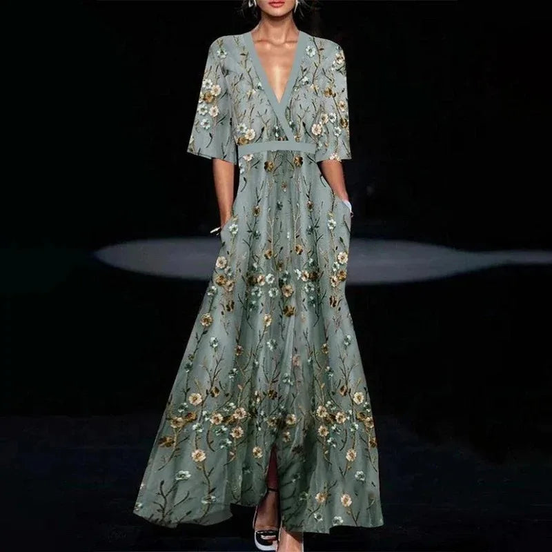 Elin - Elegant maxiklänning med blommiga detaljer
