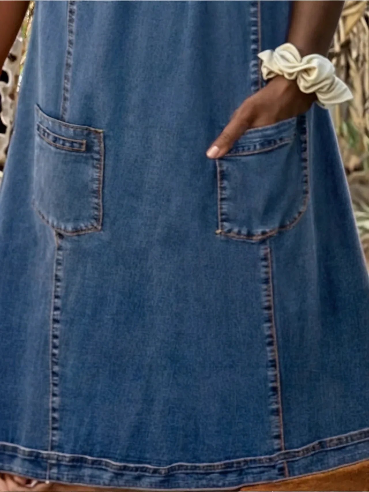 Lovisa - Klänning i mjuk denim