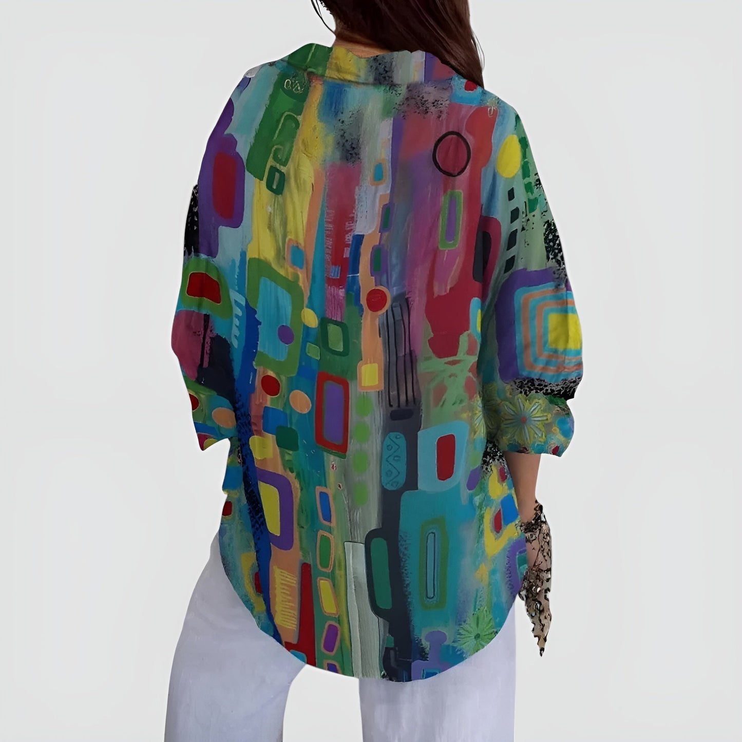 Thea - blus med geometriskt mönster