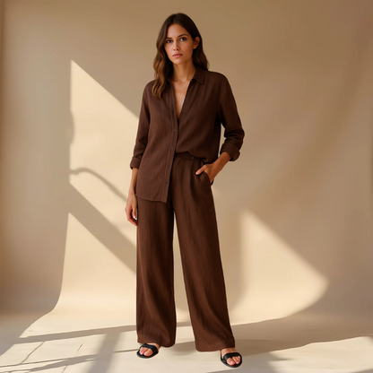 Vera - Minimalistiskt set - Blus och byxor