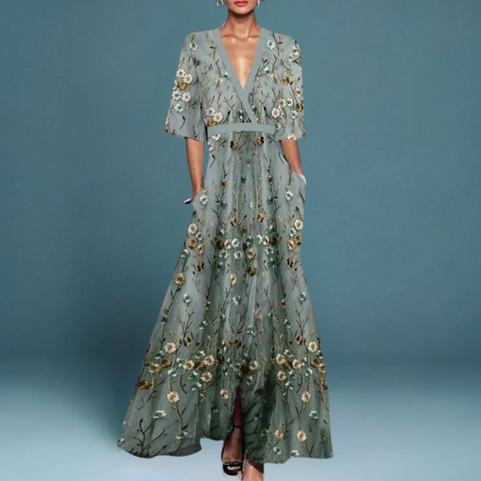 Elin - Elegant maxiklänning med blommiga detaljer